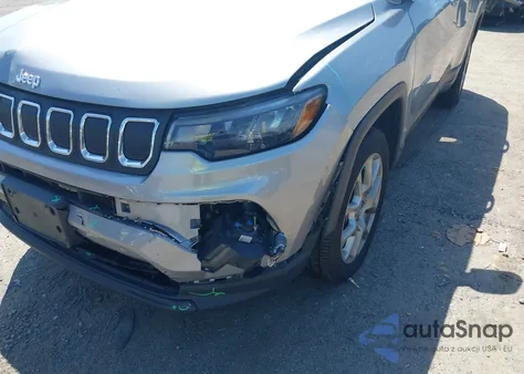 2022 Jeep Compass Latitude Lux 4X4 from USA, damaged, VIN 3C4NJDFB4NT181195